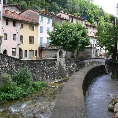 La Rosa Del Vento Fabbriche di Vallico